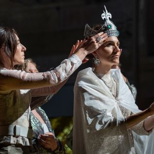 Circle of Virtue: Dramatic ecstatic production by The Song Company