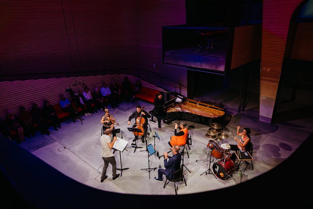 Ensemble Offspring,En Masse