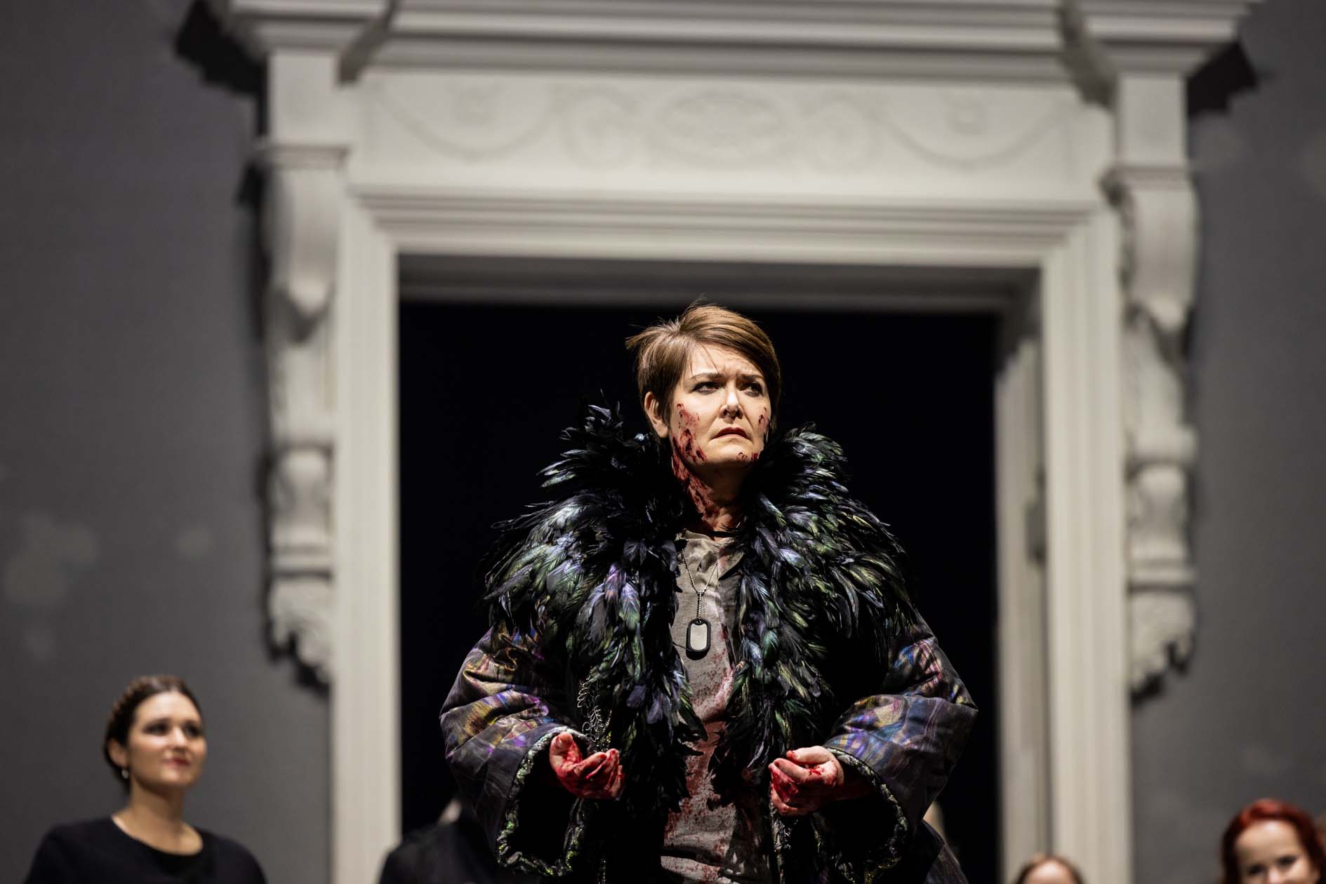 idomeneo charlie kinross lr 6237