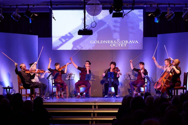 dc6692 5861 bcmf octet foto keith saunders