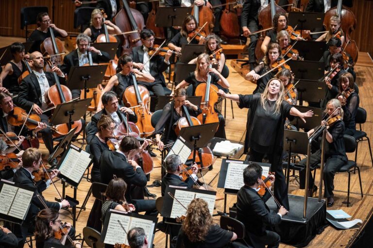 2018 simone young conducts mahler six 2 credit daniela testa