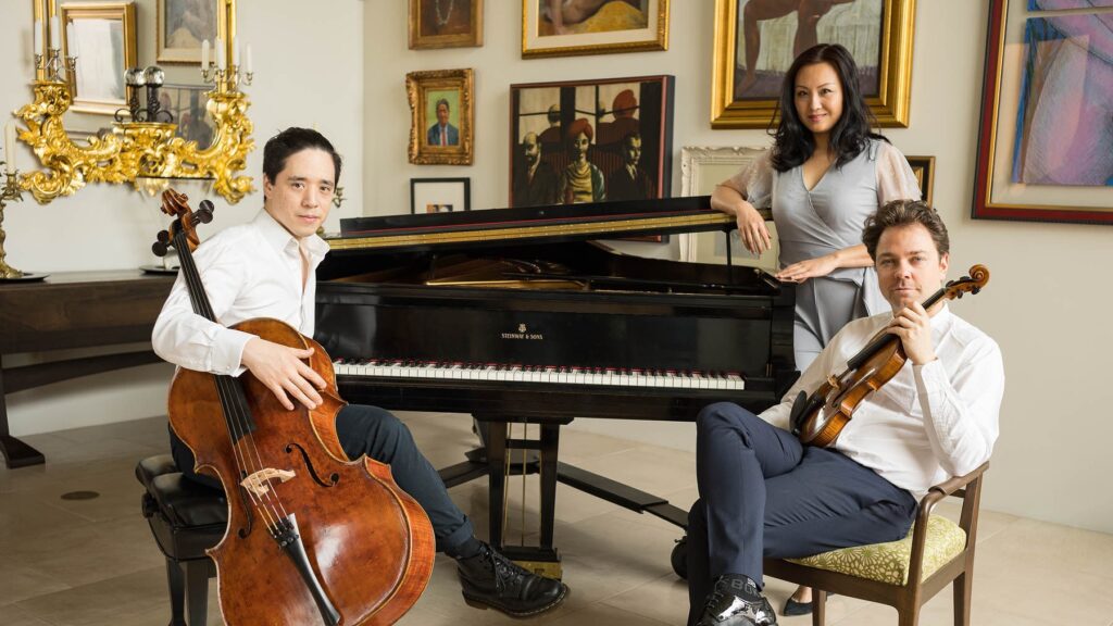 3433290f sitkovetsky trio daniel snyder 1
