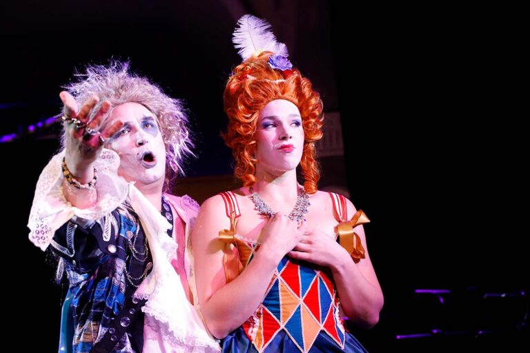 tenielle thompson (annunziata) & brea holland (colombina)