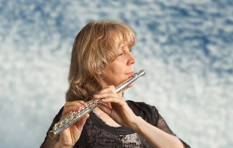 2 johanna selleck with flute